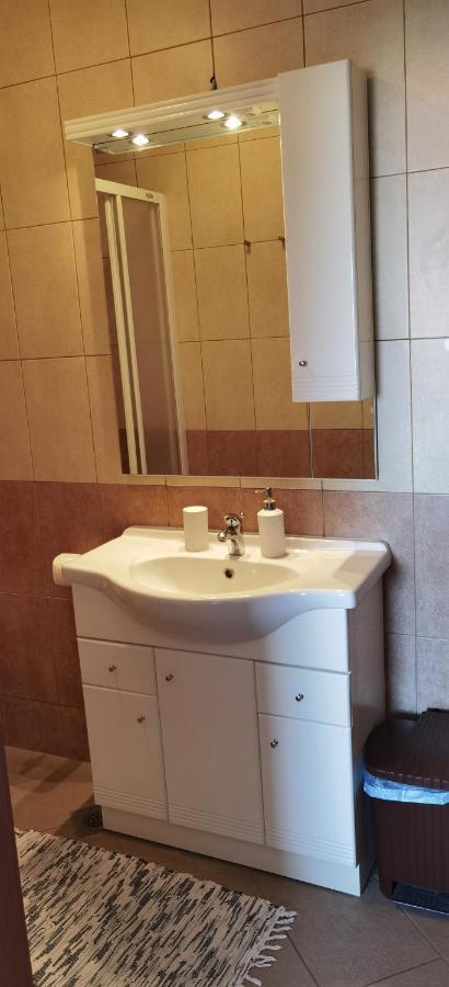 Apartmani Neva Supetar Exteriér fotografie