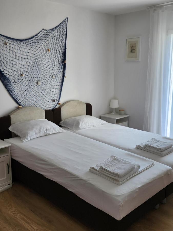 Apartmani Neva Supetar Exteriér fotografie