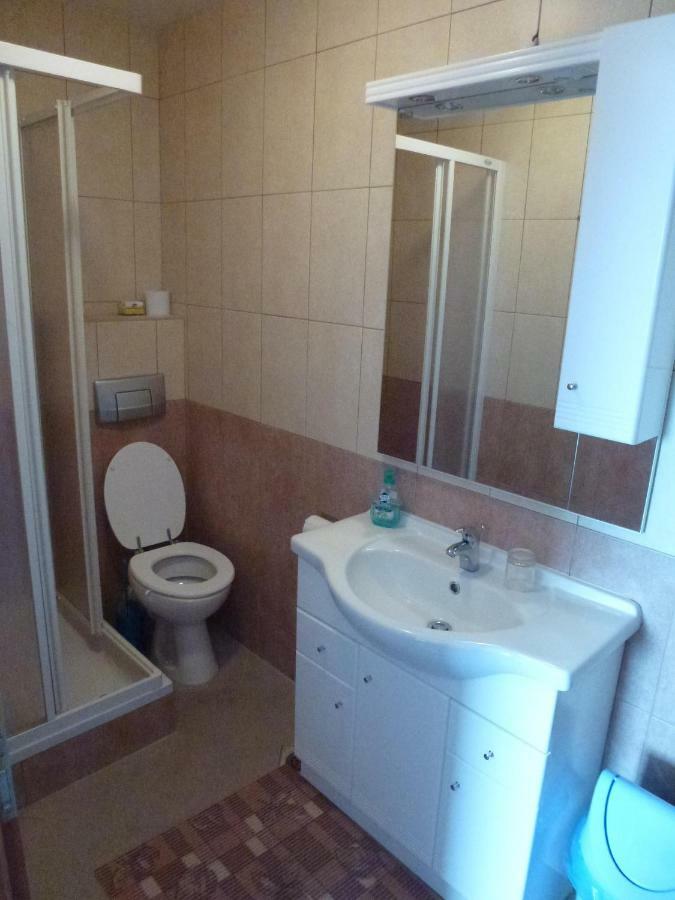 Apartmani Neva Supetar Exteriér fotografie
